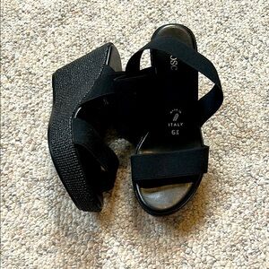 Toscanella women’s black wedge heels